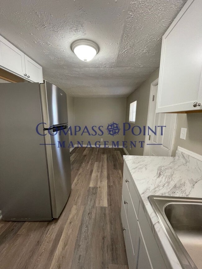 Building Photo - Newly Renovated Just For You! 3 Beds/1 Bath