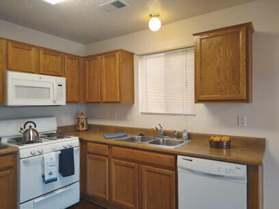 Building Photo - 3420 Old Mill Rd