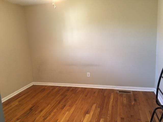 Building Photo - 616A Eastboro Dr