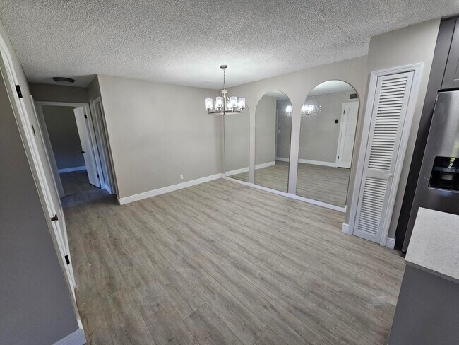 Building Photo - 1301 NW 12th Ave