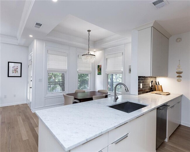 Building Photo - 850 Piedmont Ave NE