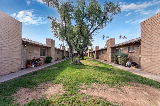 Building Photo - Prime Tempe Location – Minutes from ASU!