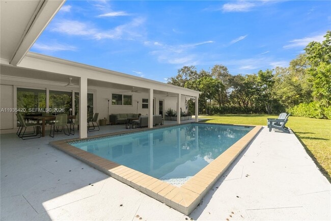 Building Photo - 7465 SW 135th St