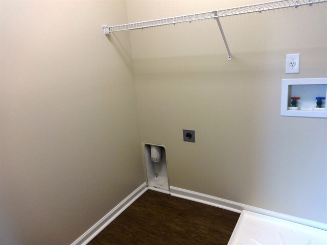 Building Photo - 105 Graduate Ln