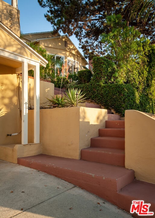 Building Photo - 5226 College View Ave