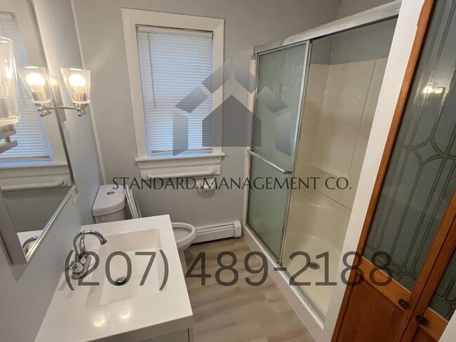 Building Photo - 7 Tardiff St