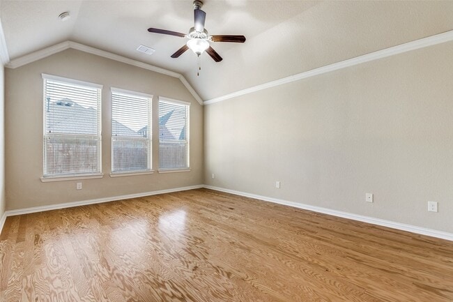 Building Photo - 704 Thetford Ln