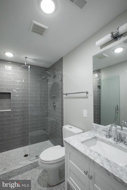 Building Photo - 817 N 20th St