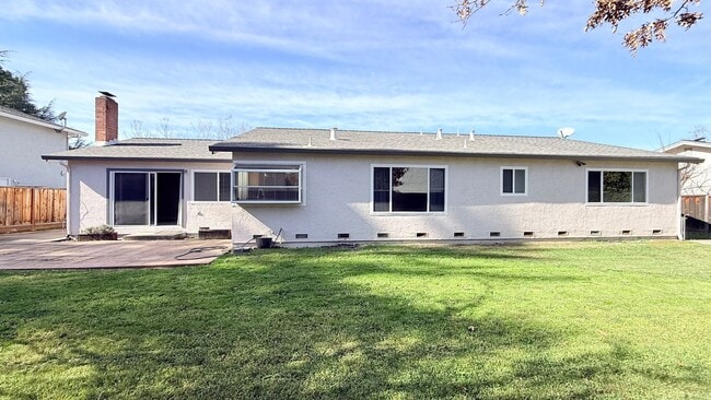 Building Photo - Charming and Move-in Ready, 4BD/2BA, Single-Story Home in Twin Creeks South Estates, San Ramon- A...