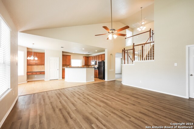Building Photo - 5731 White Oak Cove