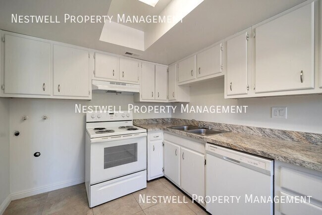 Building Photo - 8455 S Westridge St
