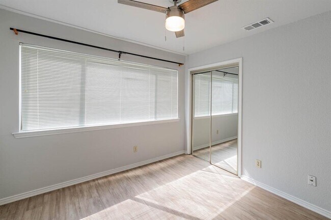 Building Photo - 701 Nelray Blvd