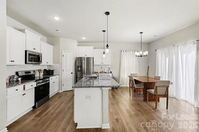 Building Photo - 9028 Stoney Waters Ct