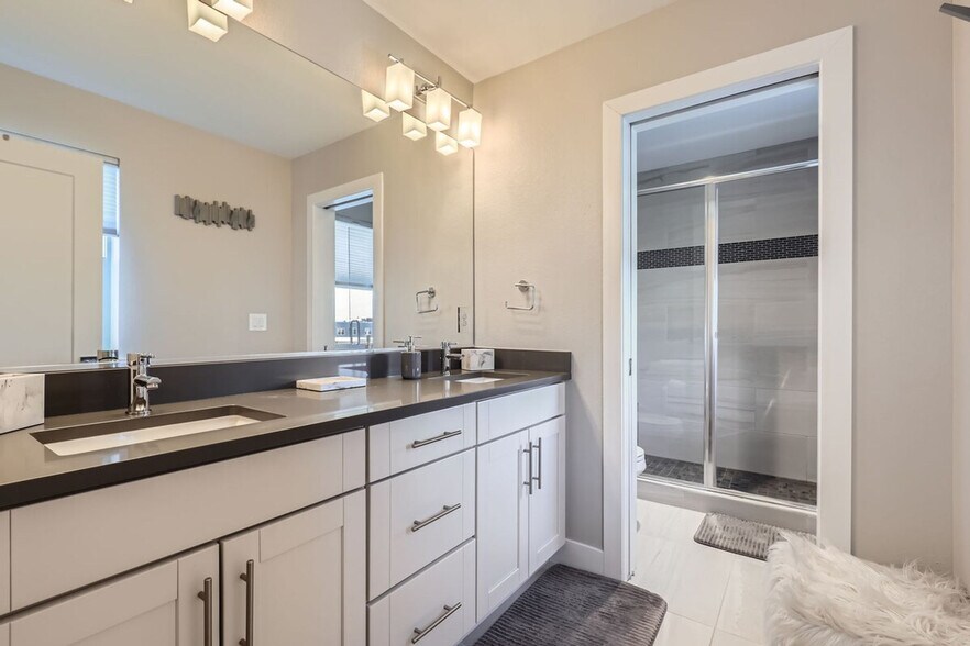 Building Photo - 5409 Allison St