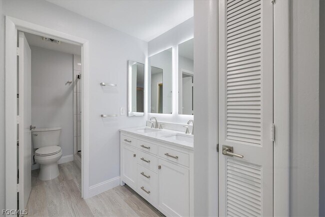 Building Photo - 4211 SE 19th Pl