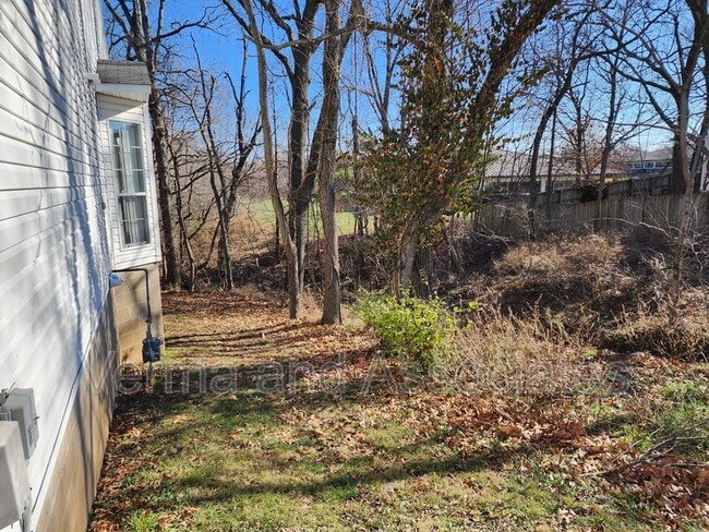 Building Photo - 1308 Spring St