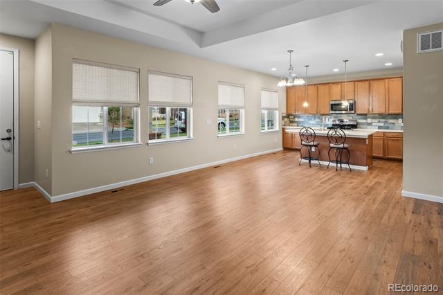 Building Photo - 10771 N Montane Dr