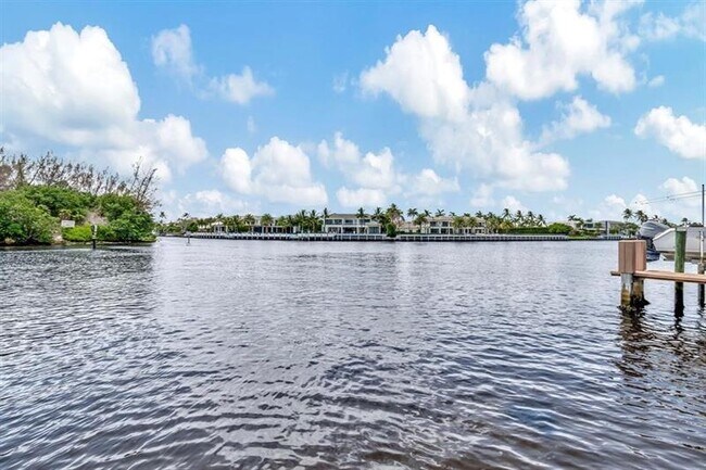 Building Photo - 1932 NE 7th St