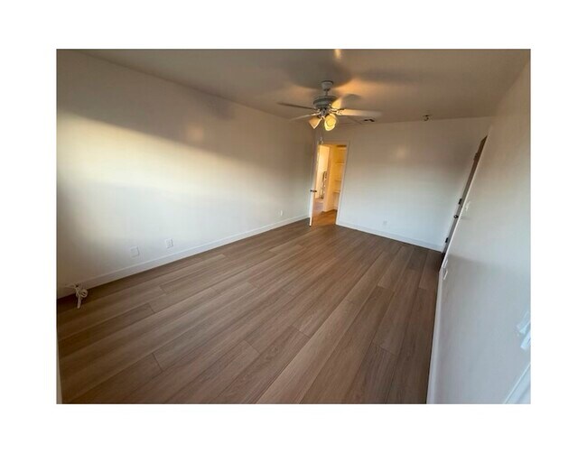 Building Photo - 2225 Marathon St