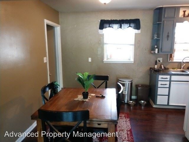 Building Photo - 5 br, 2 bath House - 1944 Hayes Drive