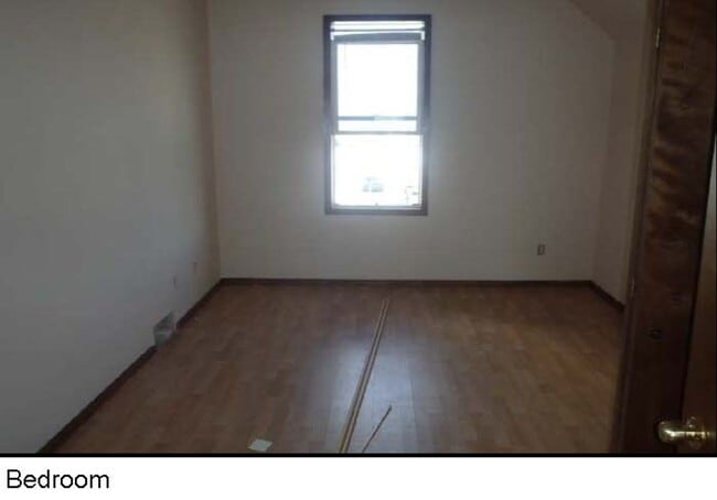 Building Photo - 3 Bed 2 Bath 1600+ sq ft Home for Rent - Appleton