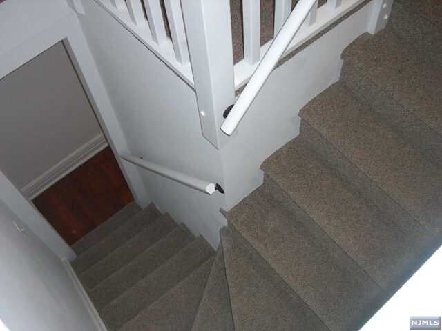 Building Photo - 27 Bellevue Terrace