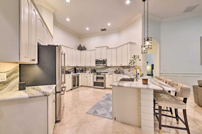 Building Photo - 7510 Camden Harbour Dr