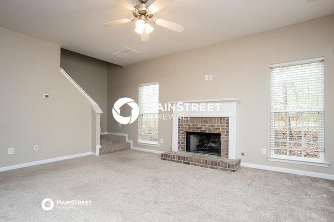Building Photo - 2745 Trellis Oaks Dr SW