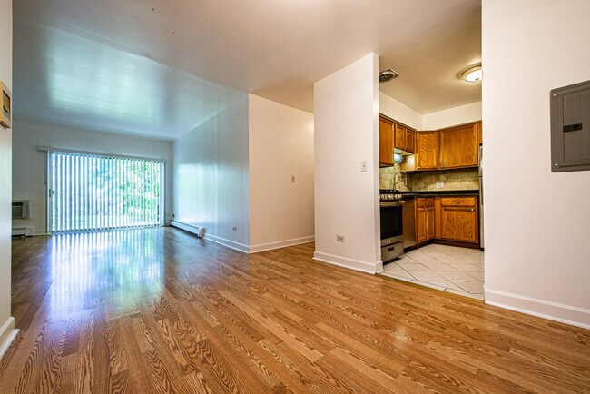 Building Photo - 1477 N Winslowe Dr