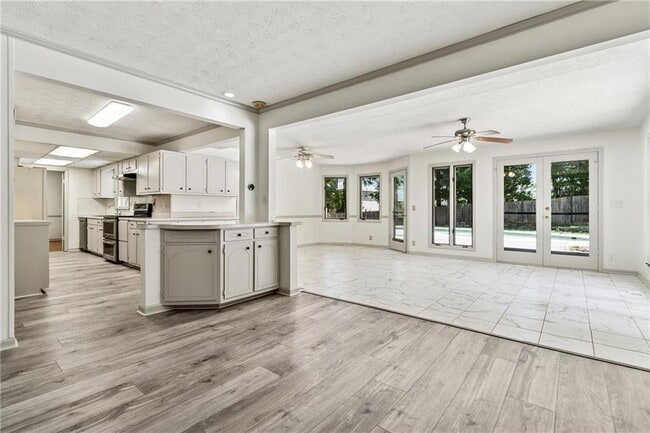 Building Photo - 2373 Wood Creek Ct