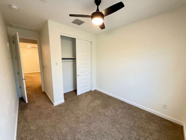 Building Photo - 4077 S Sabrina Dr