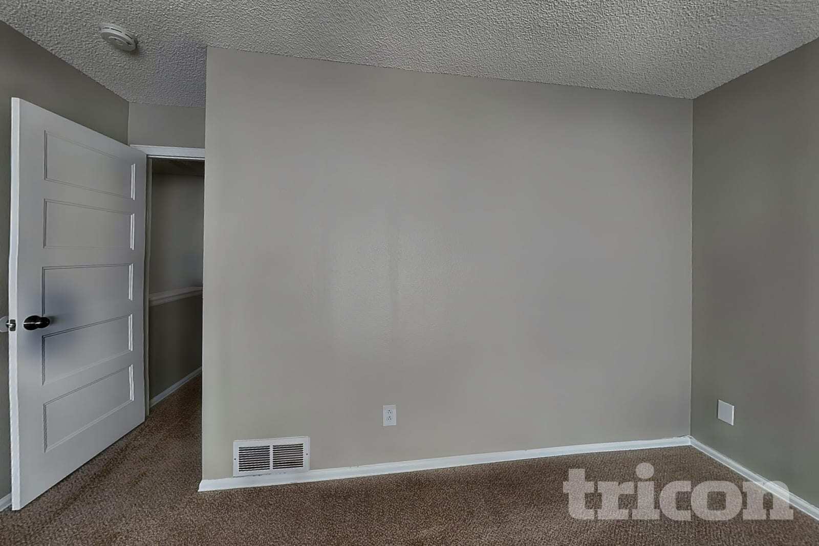 Building Photo - 8462 S Sunflower St
