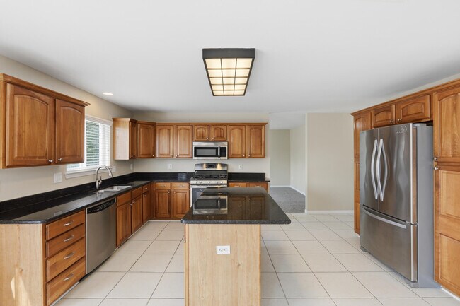 Building Photo - 26493 Isleworth Point