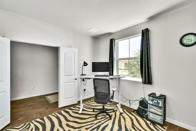 Building Photo - 116 Charles Trl