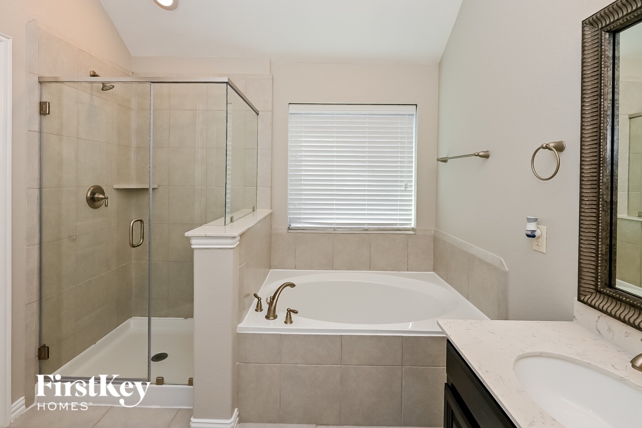 Building Photo - 21131 Bastide Ln