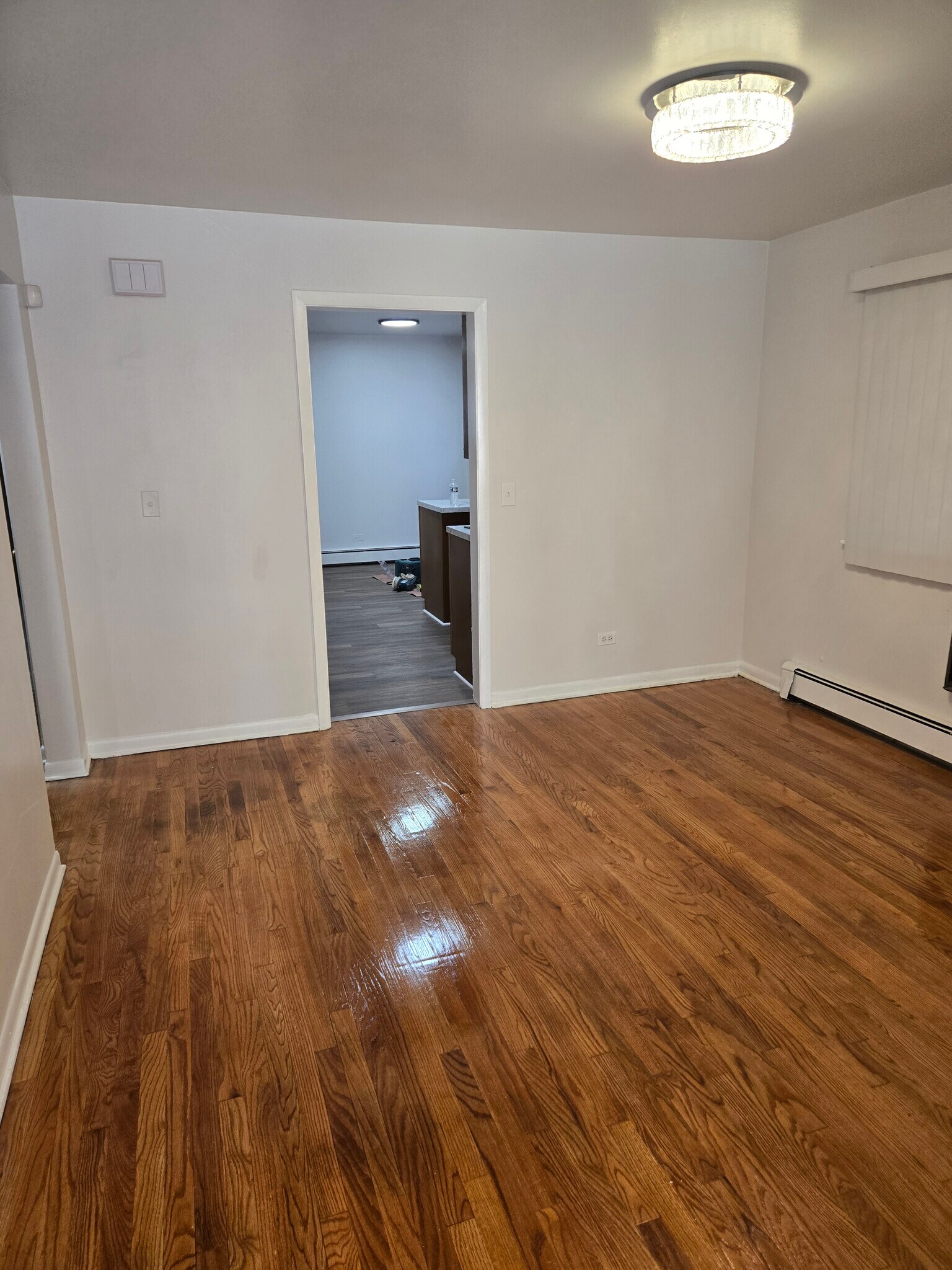 Dining room - 7529 N. Oakley Ave.