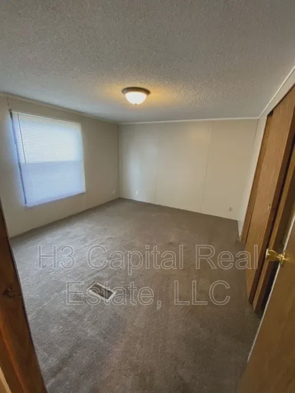 Building Photo - 1924 Page Ave