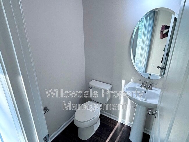 Building Photo - 2239 Chattering Lory Ln