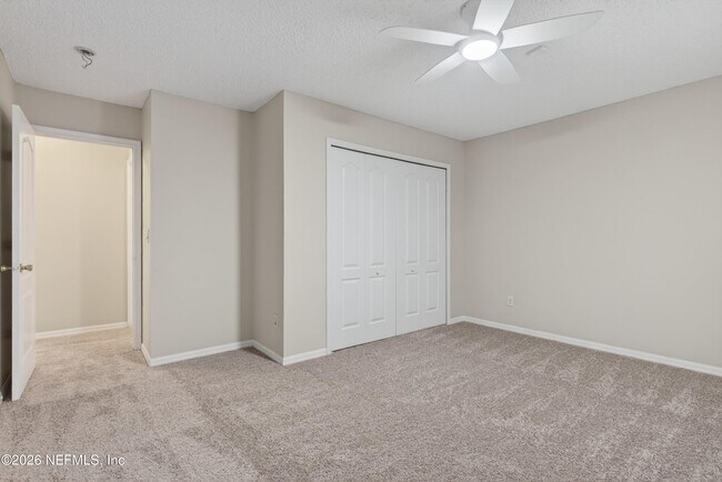 Building Photo - 1648 Glen Laurel Dr