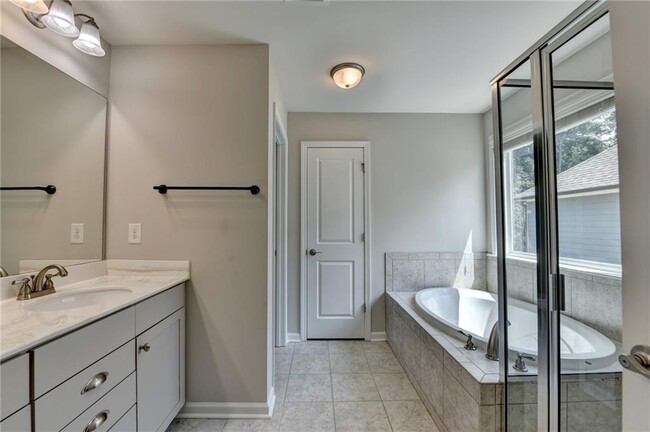 Building Photo - 2339 Village Grove Dr NW