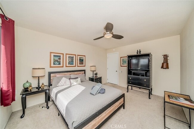 Building Photo - 1600 Palm Tree Dr