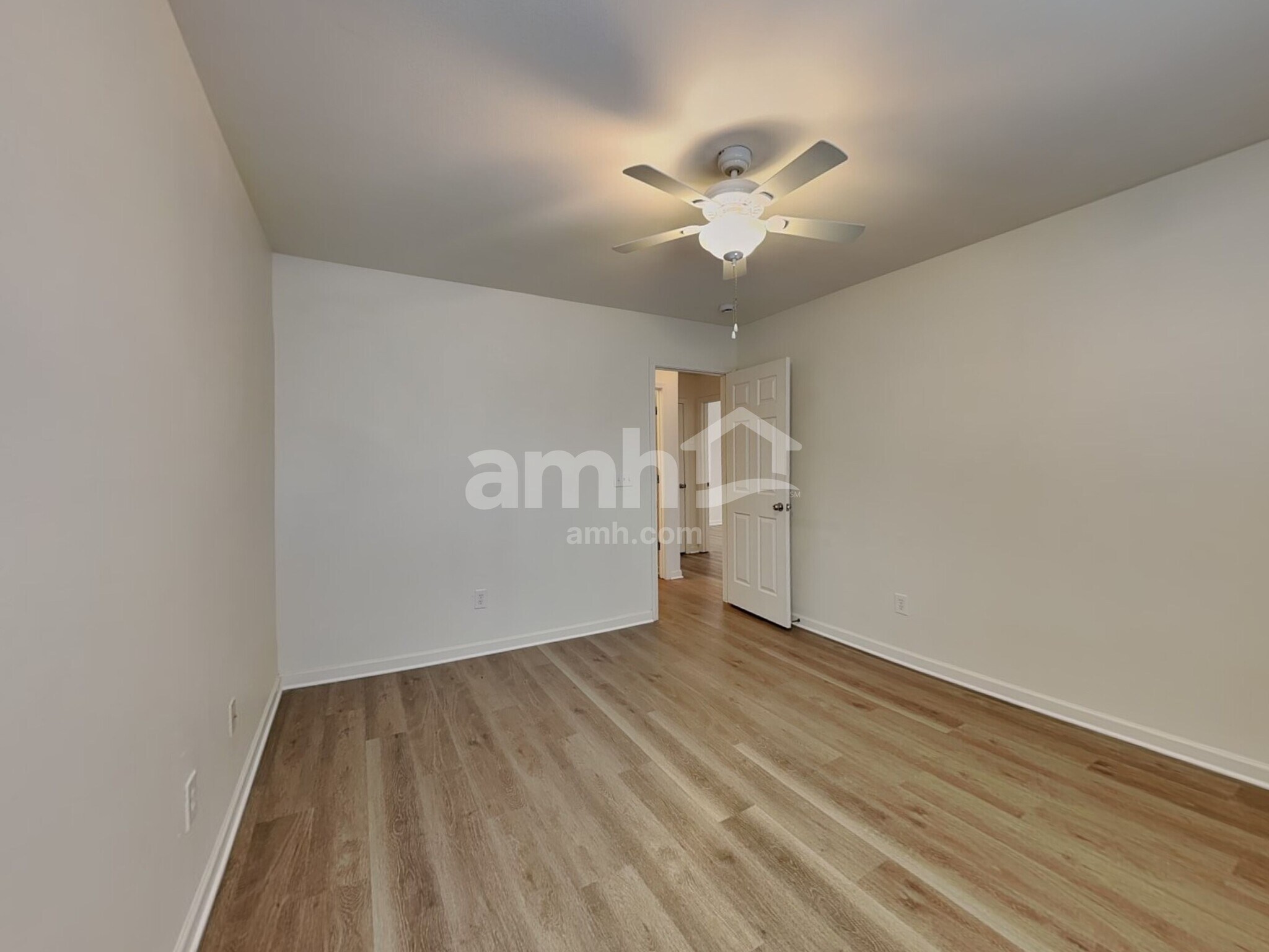 Building Photo - 440 Tortoise Ln