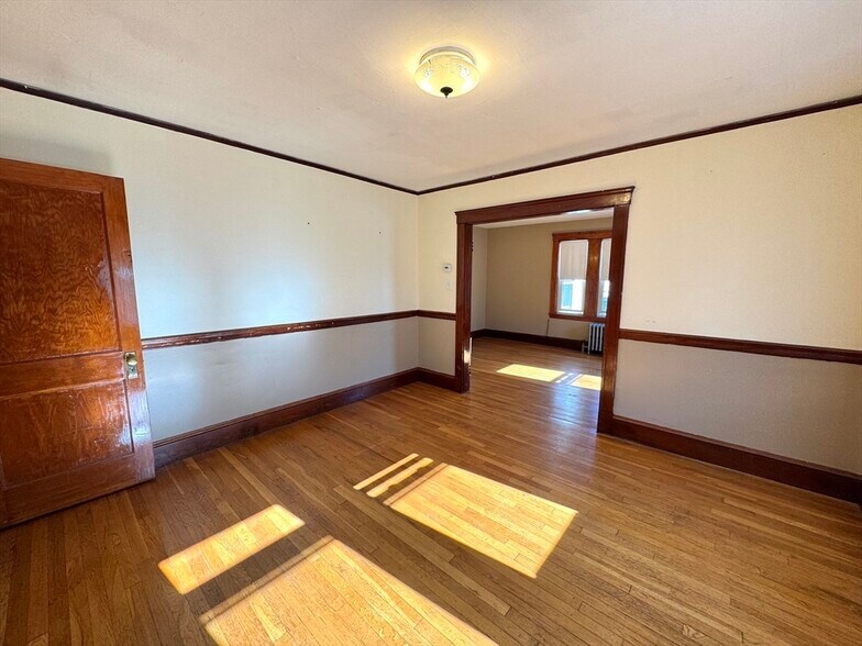 Building Photo - 81 Edenfield Ave