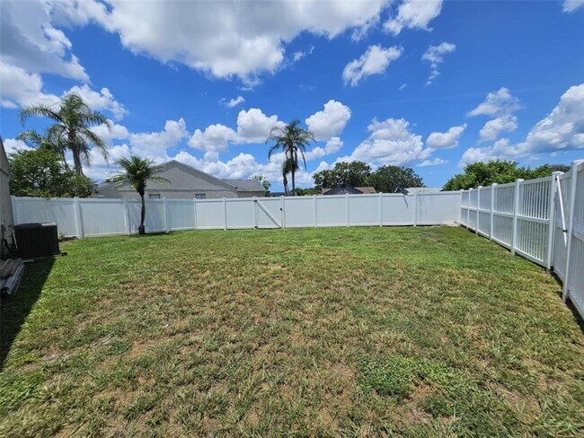 Building Photo - 6210 62nd Terrace E