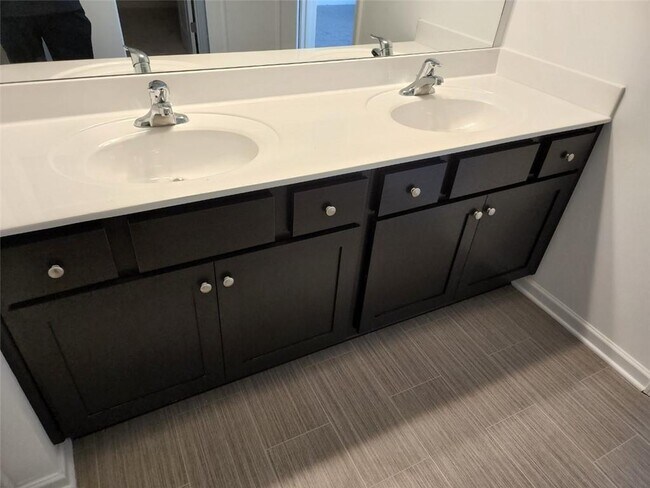 Building Photo - 6145 Langdon Way