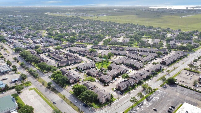 Building Photo - 1500 Bay Area Blvd