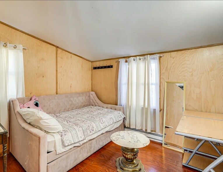 Building Photo - 24 Cricket Ln