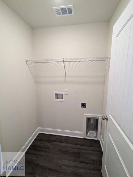 Building Photo - 732 Mill Creek Cir