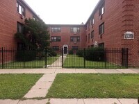 Building Photo - 5501 W Ohio St