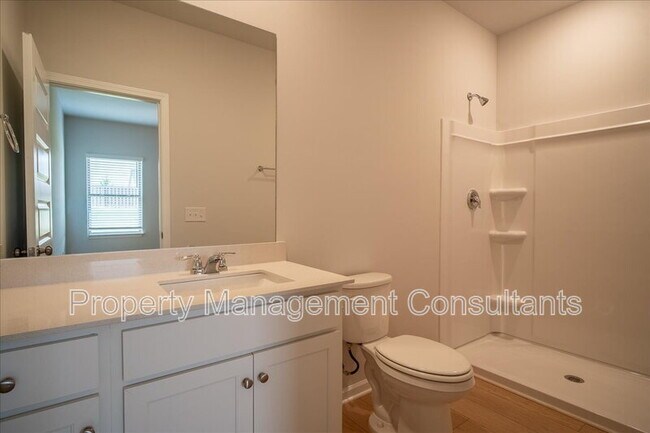 Building Photo - 22821 Dashwood Ln